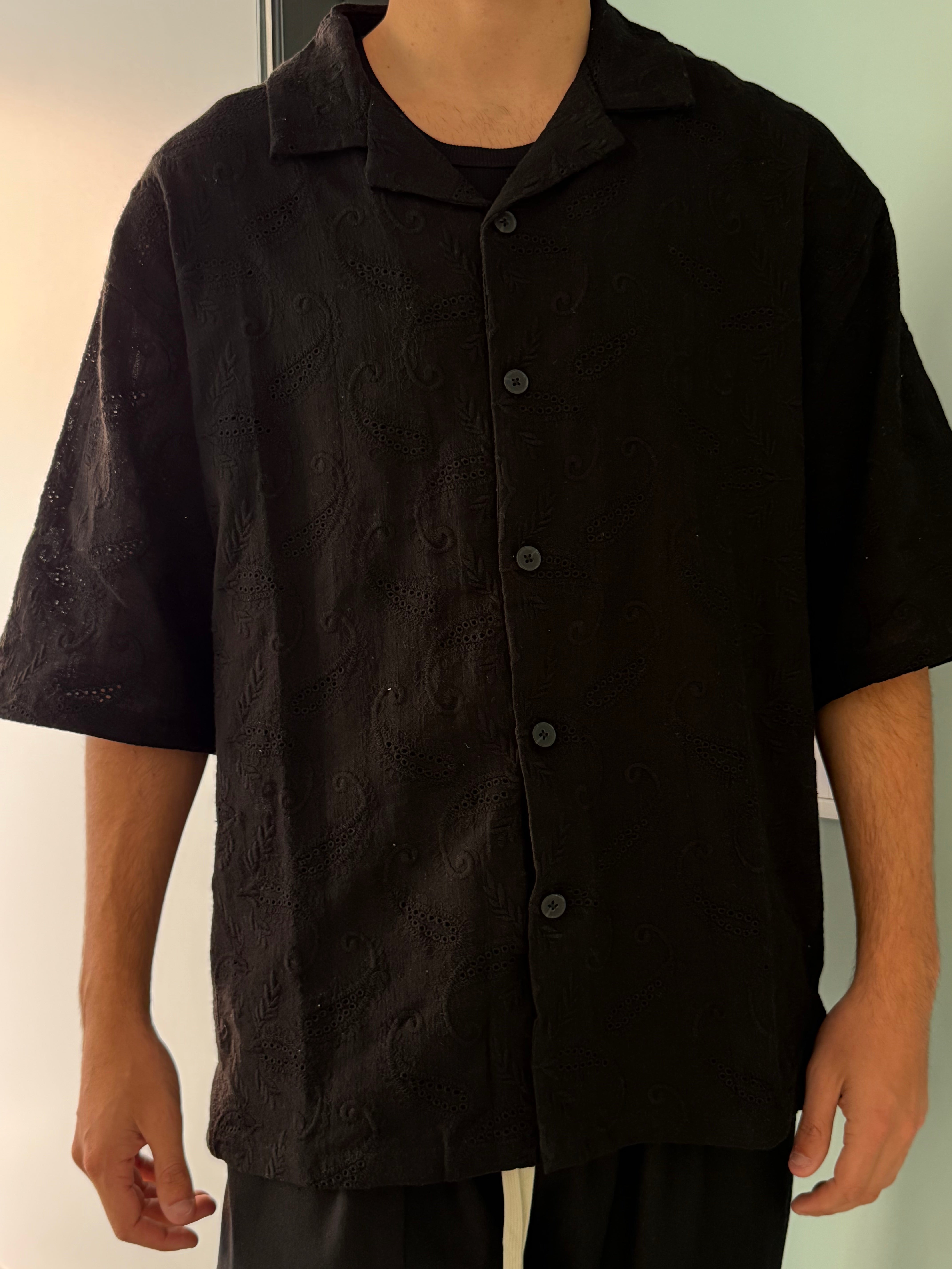 camicia in fantasia trafortata