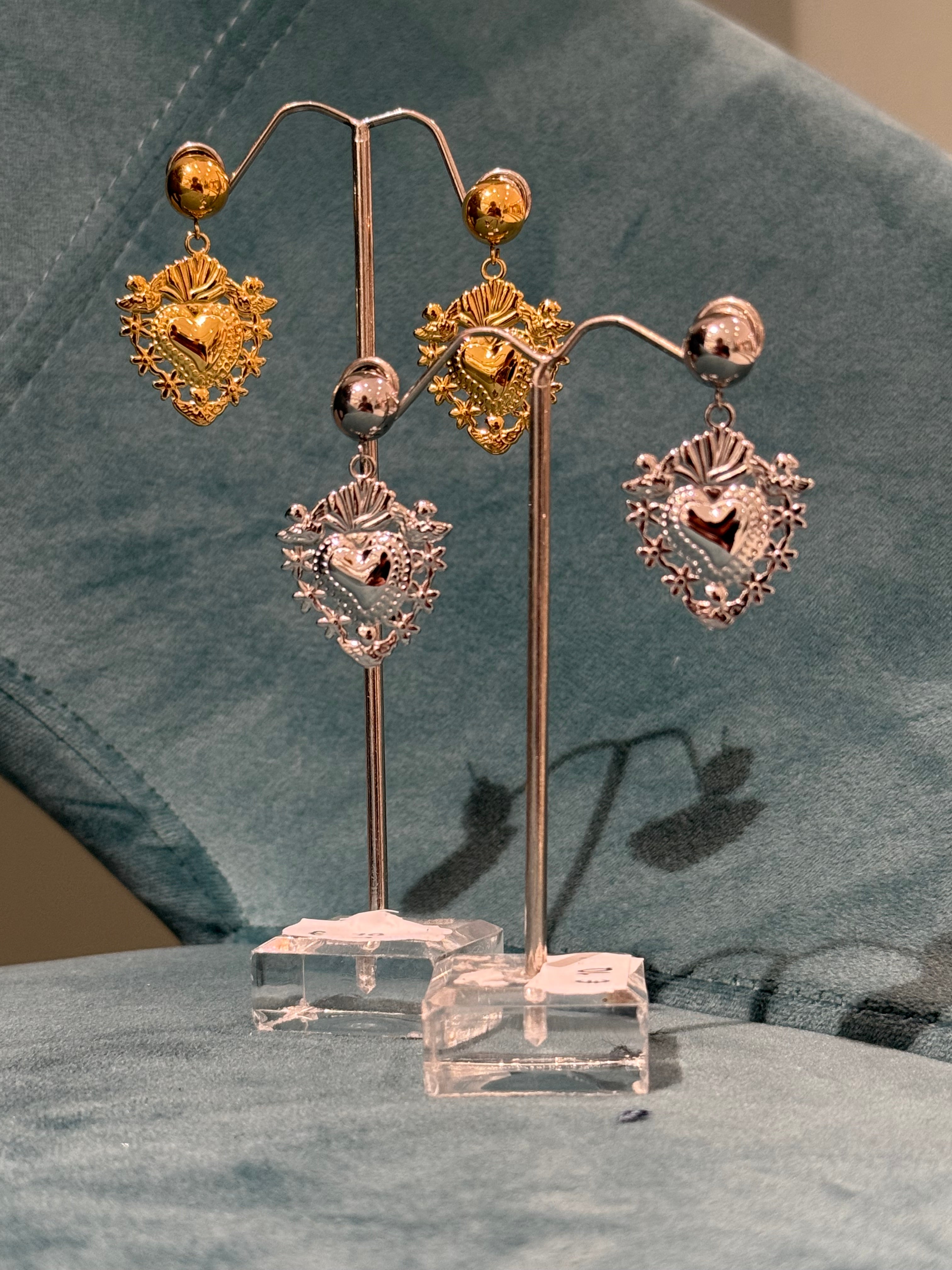 orecchini cuore sacro