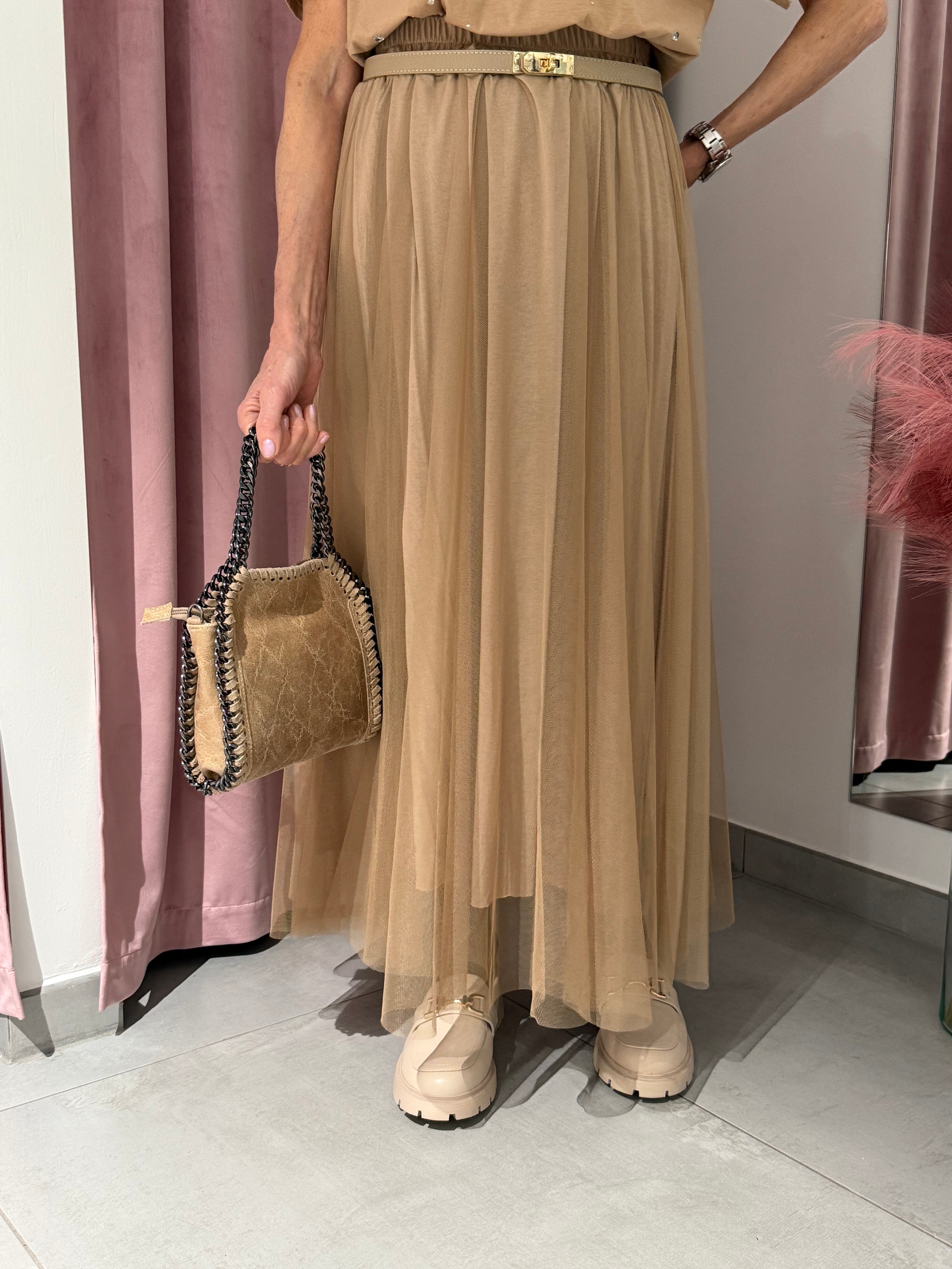 gonna tulle