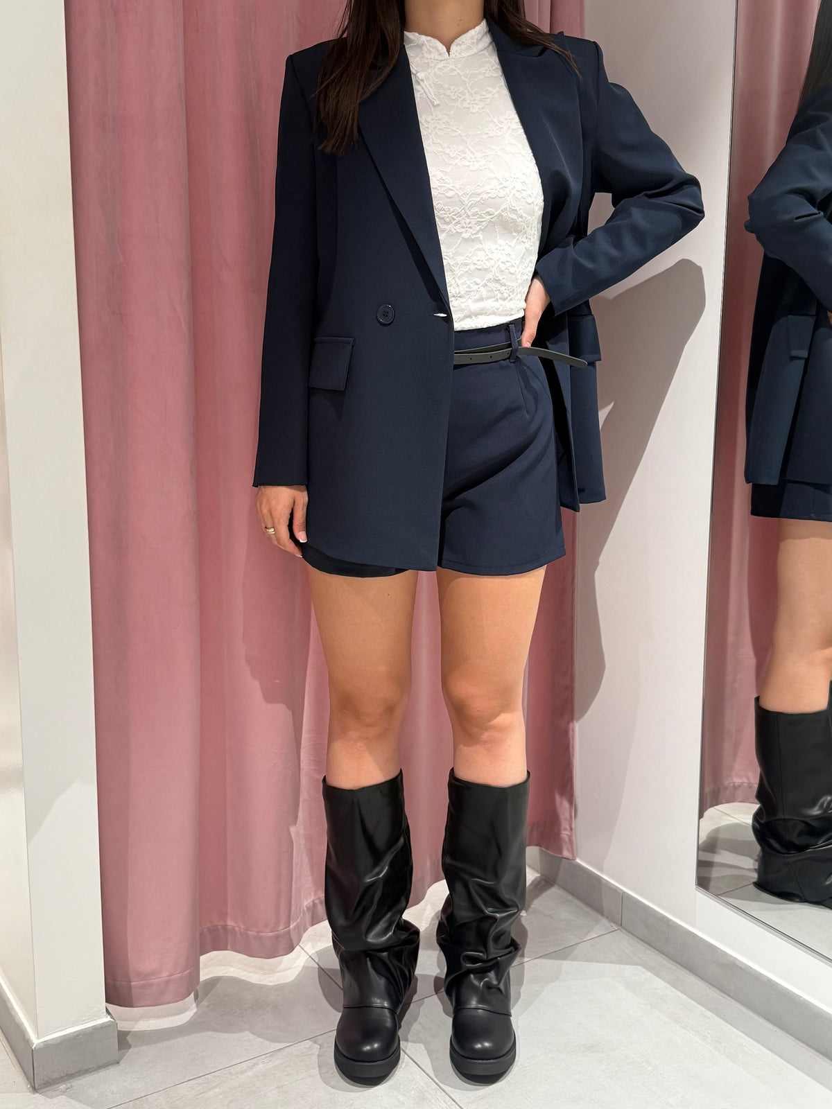 set lucrezia