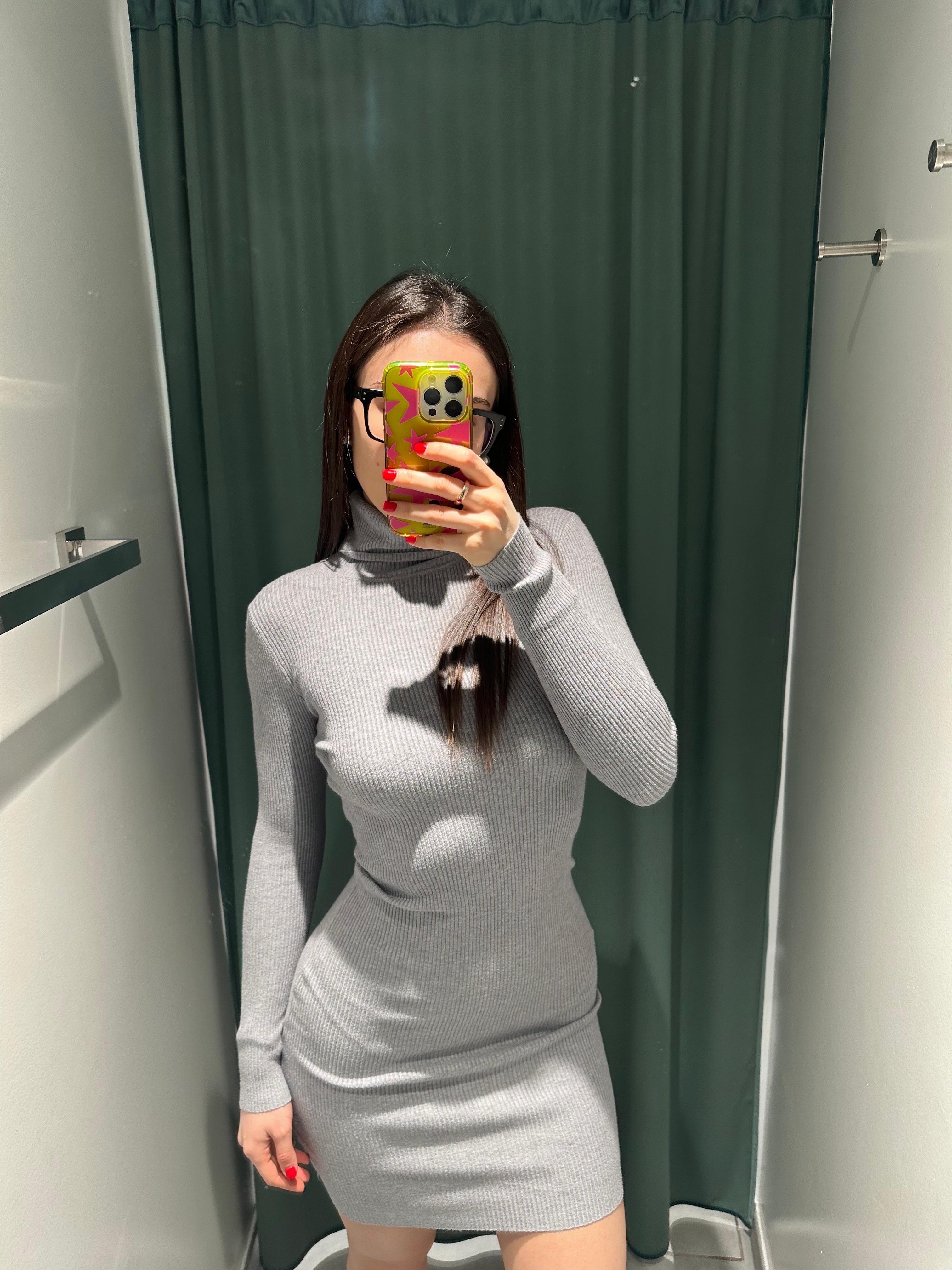 abito filo dolcevita corto