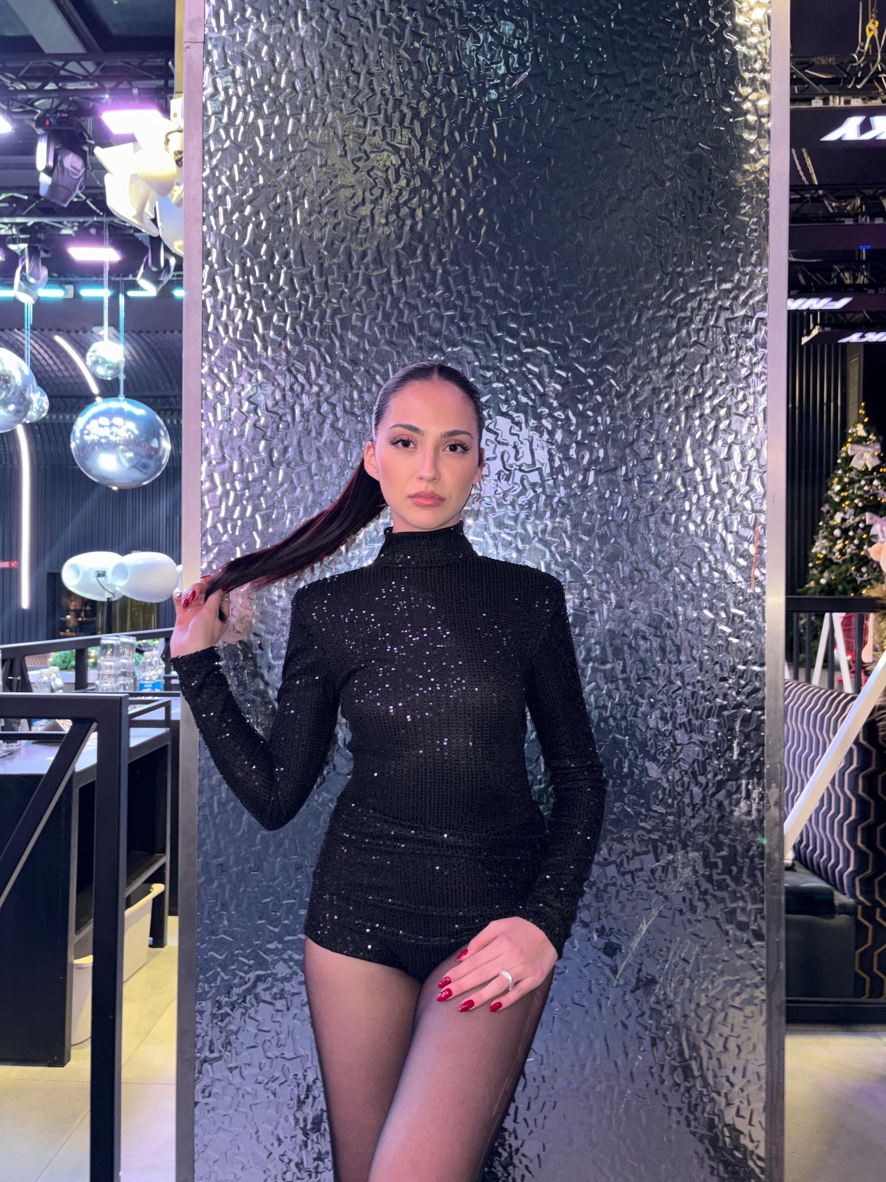 tutina full paillettes