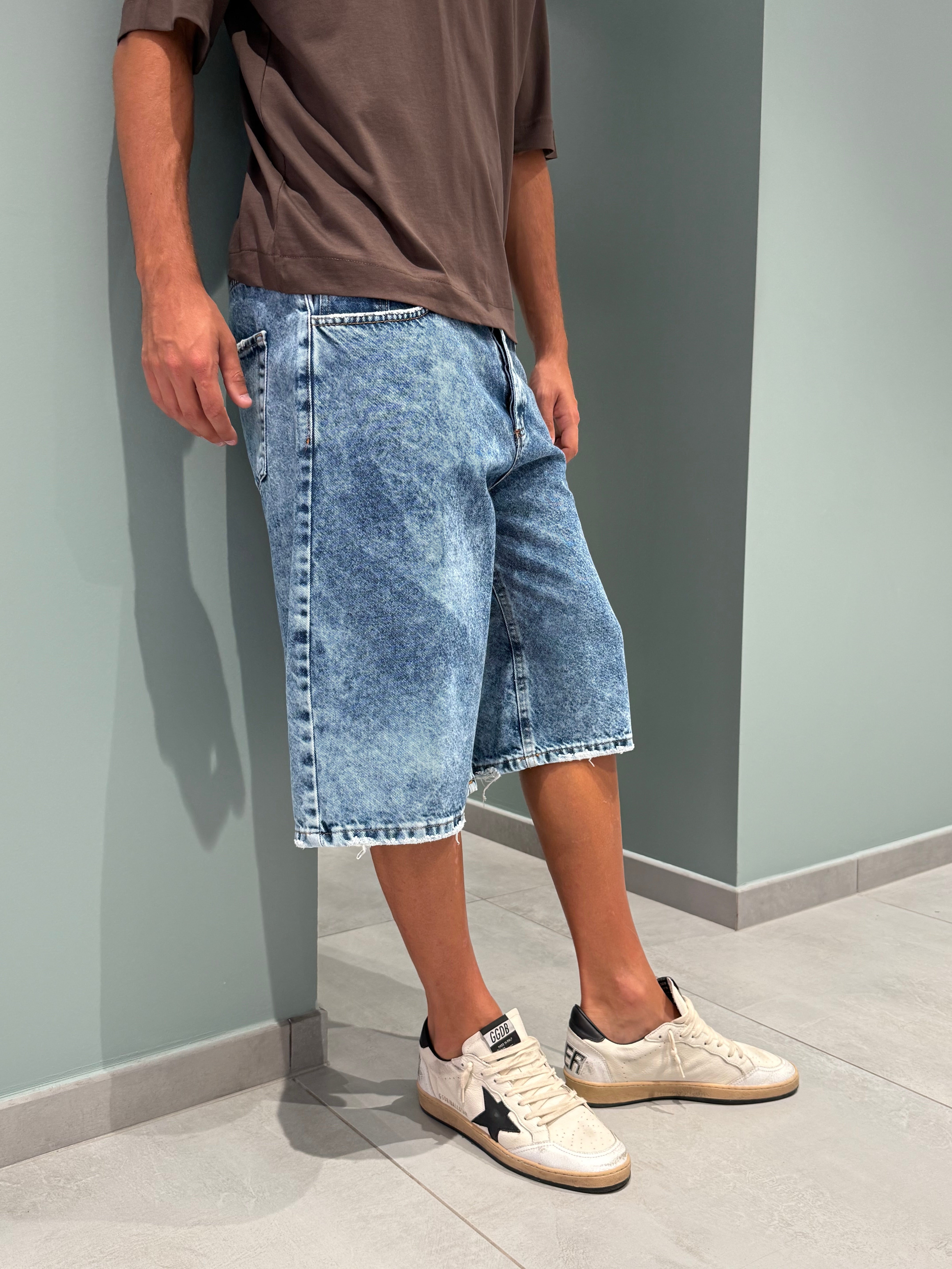 bermuda jeans over