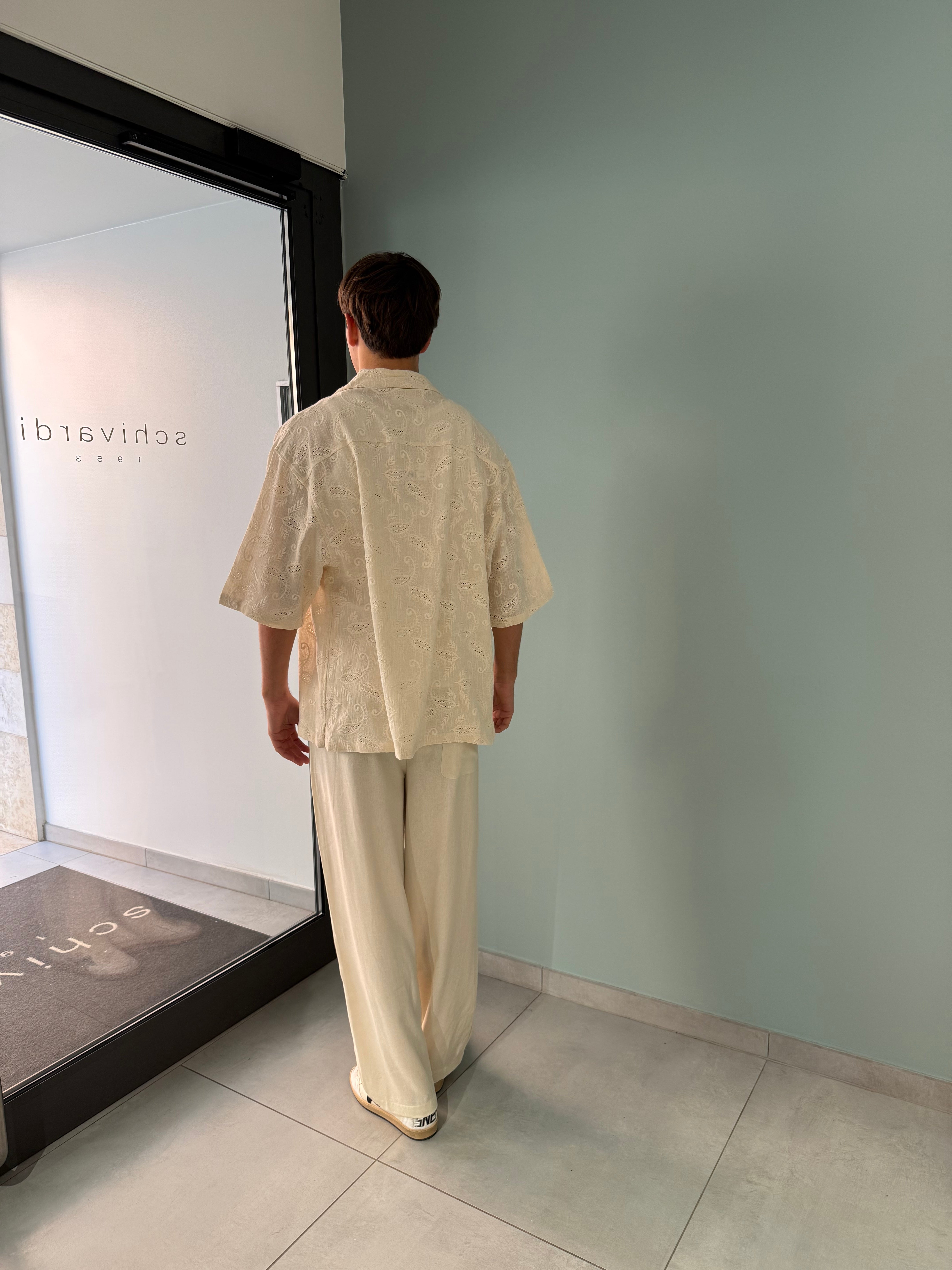 camicia in fantasia trafortata