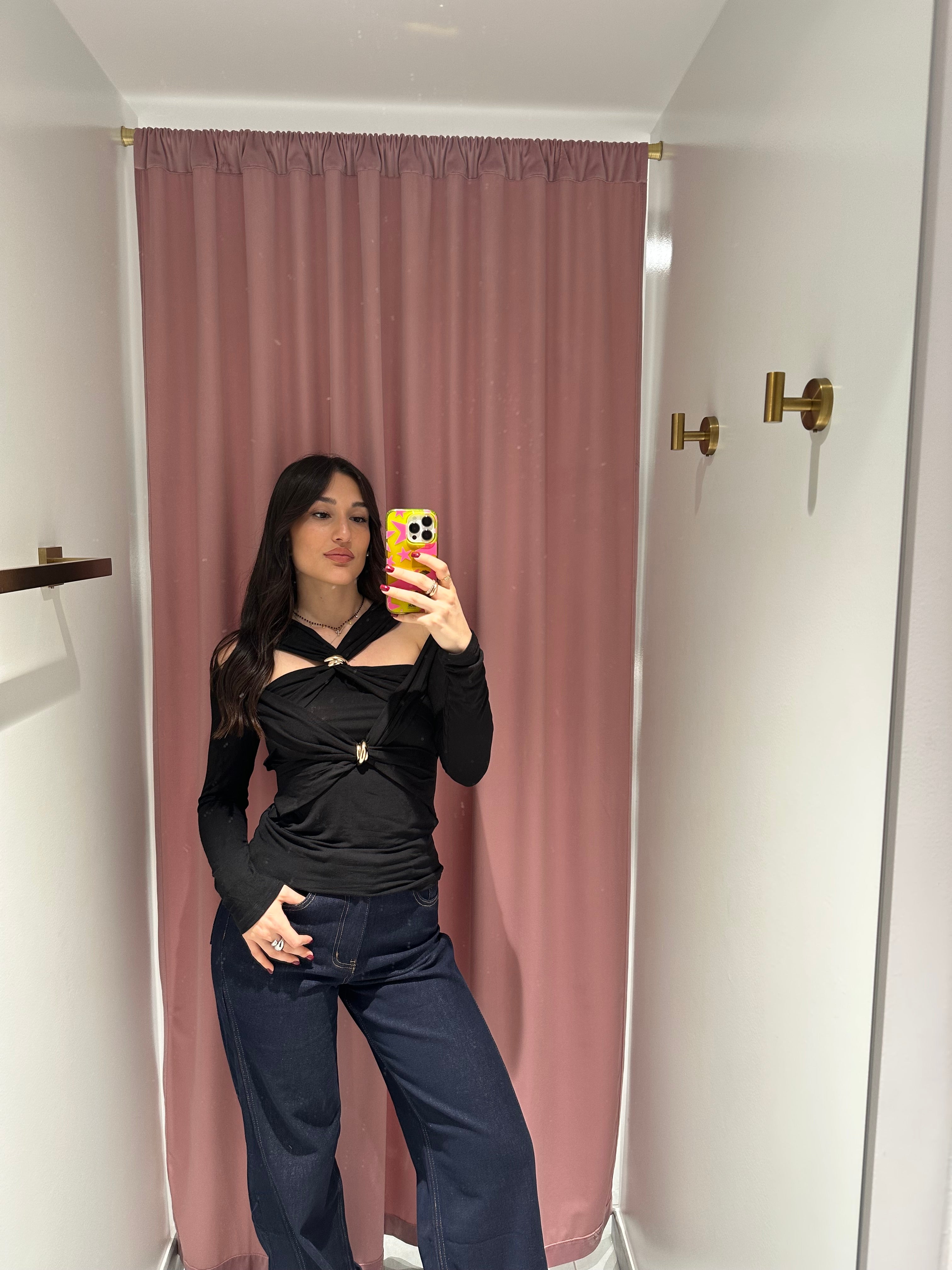 maglia dettagli oro