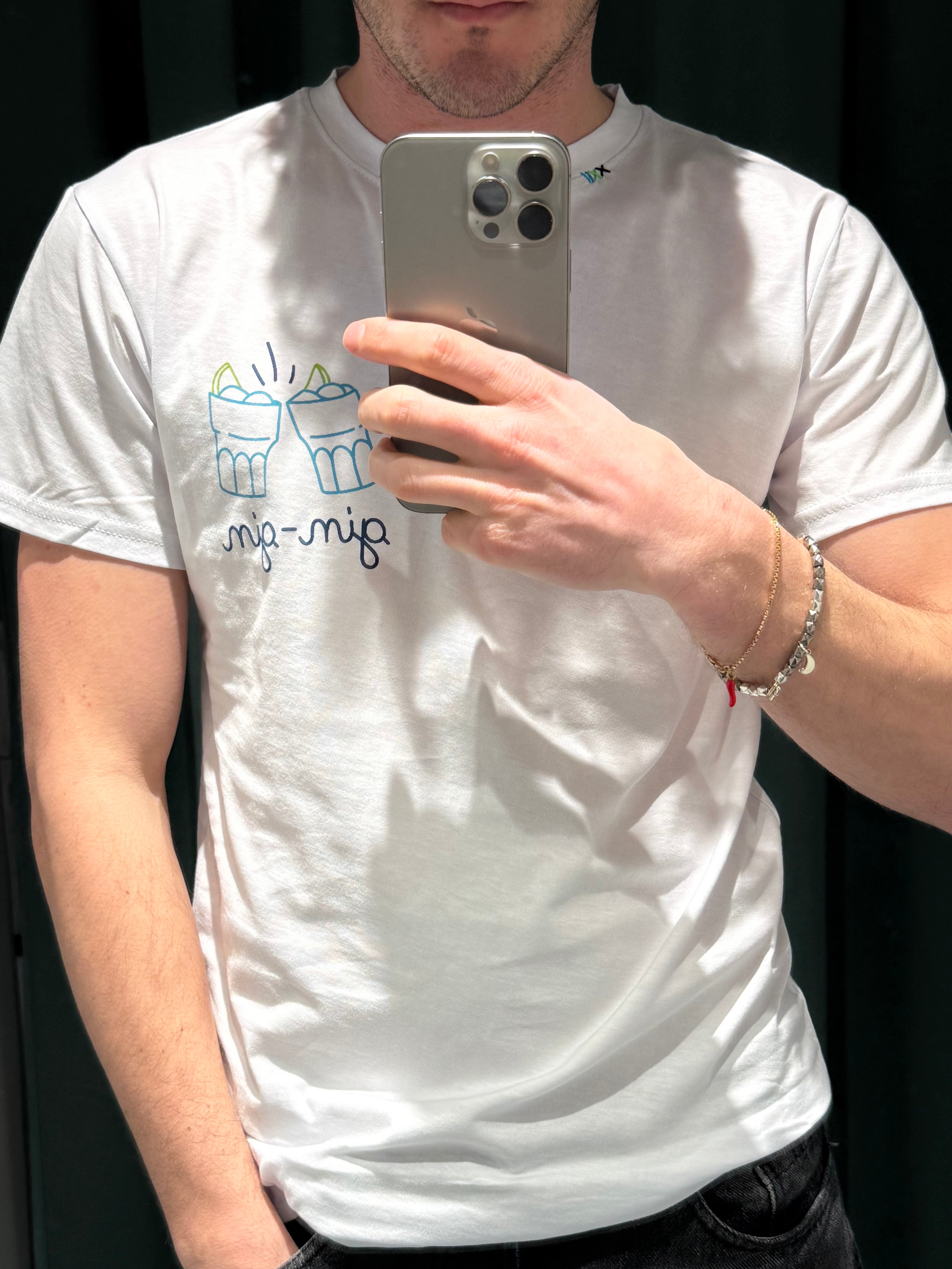 t-shirt gin gin
