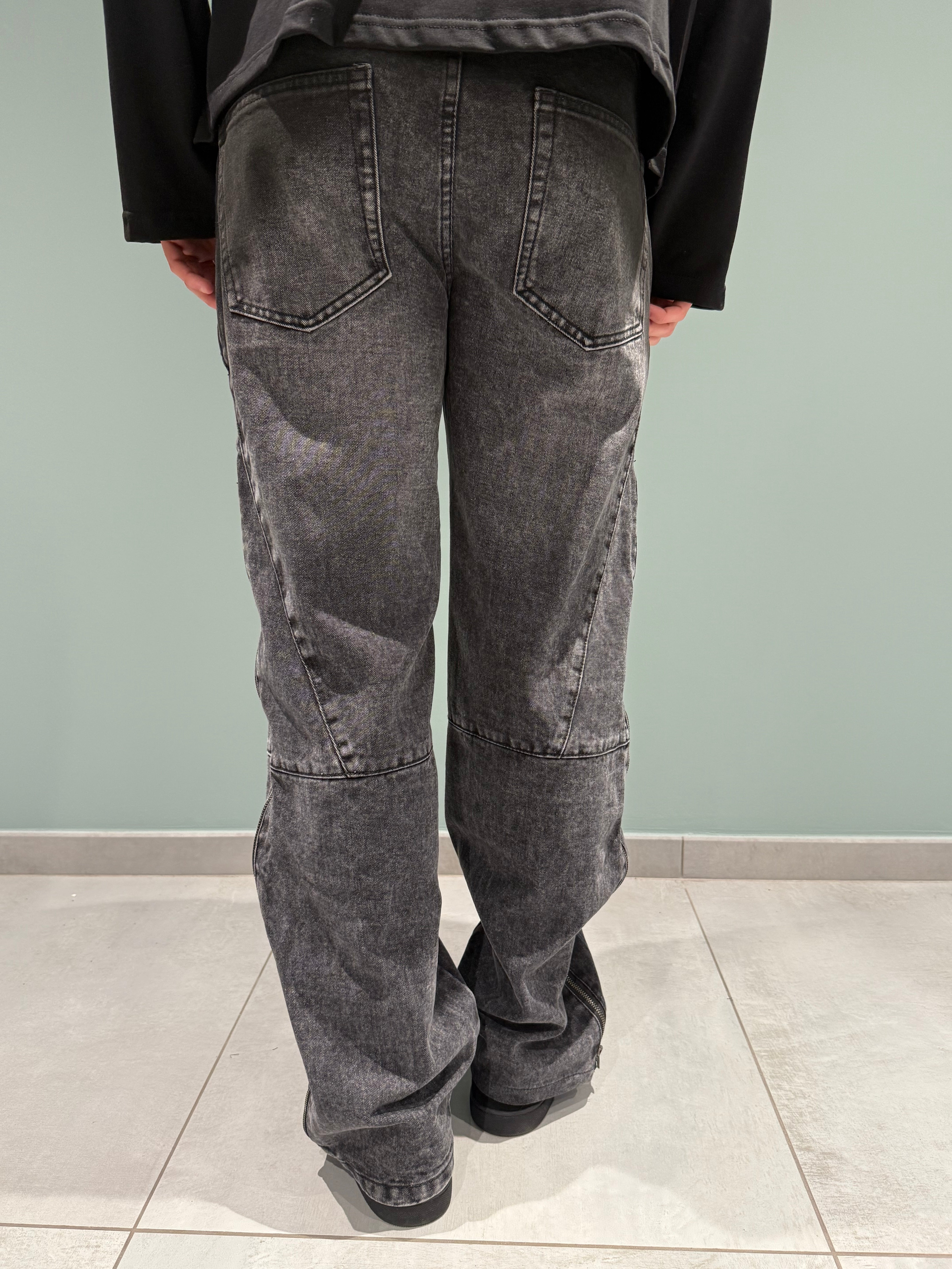 pantalone zippato