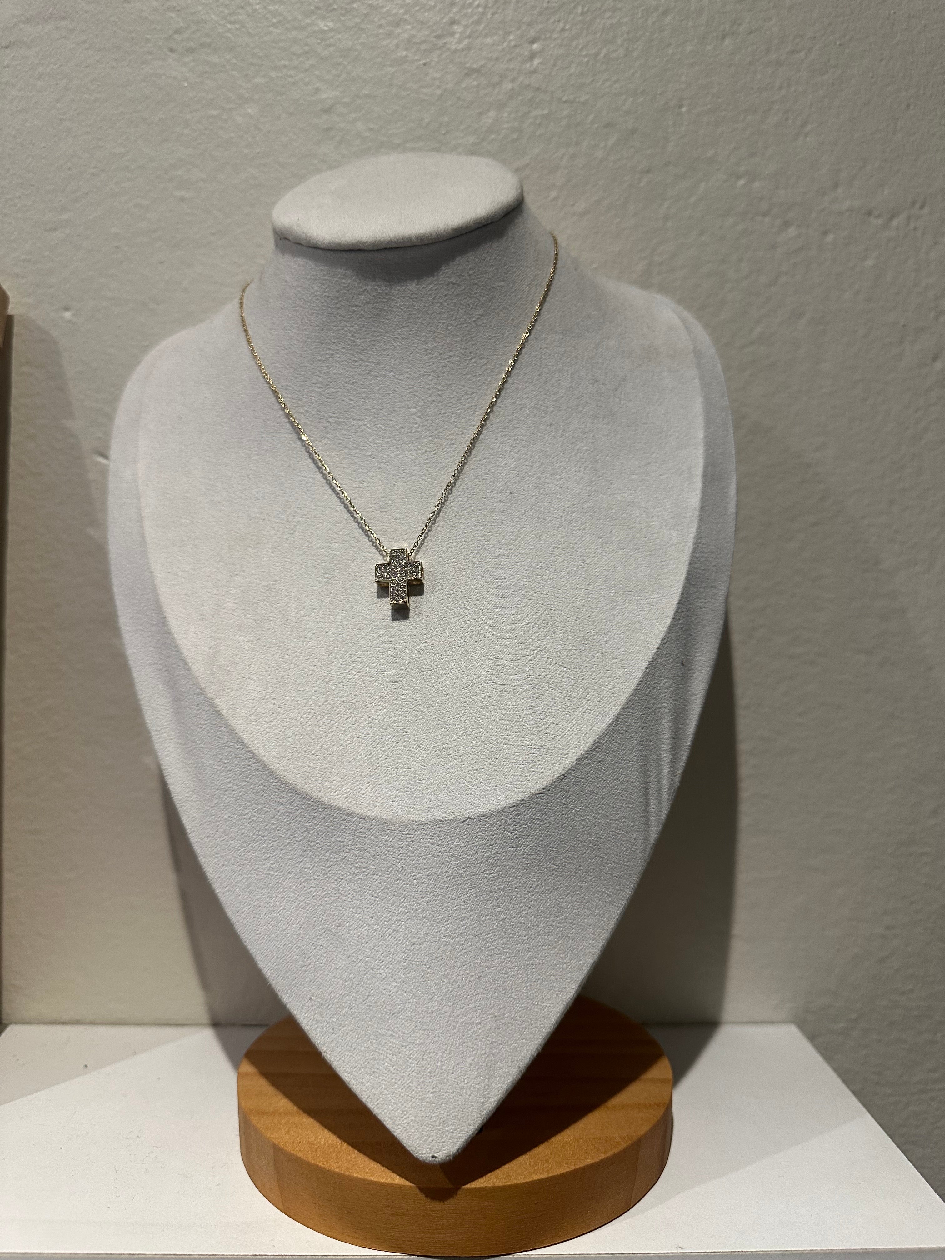 collana croce
