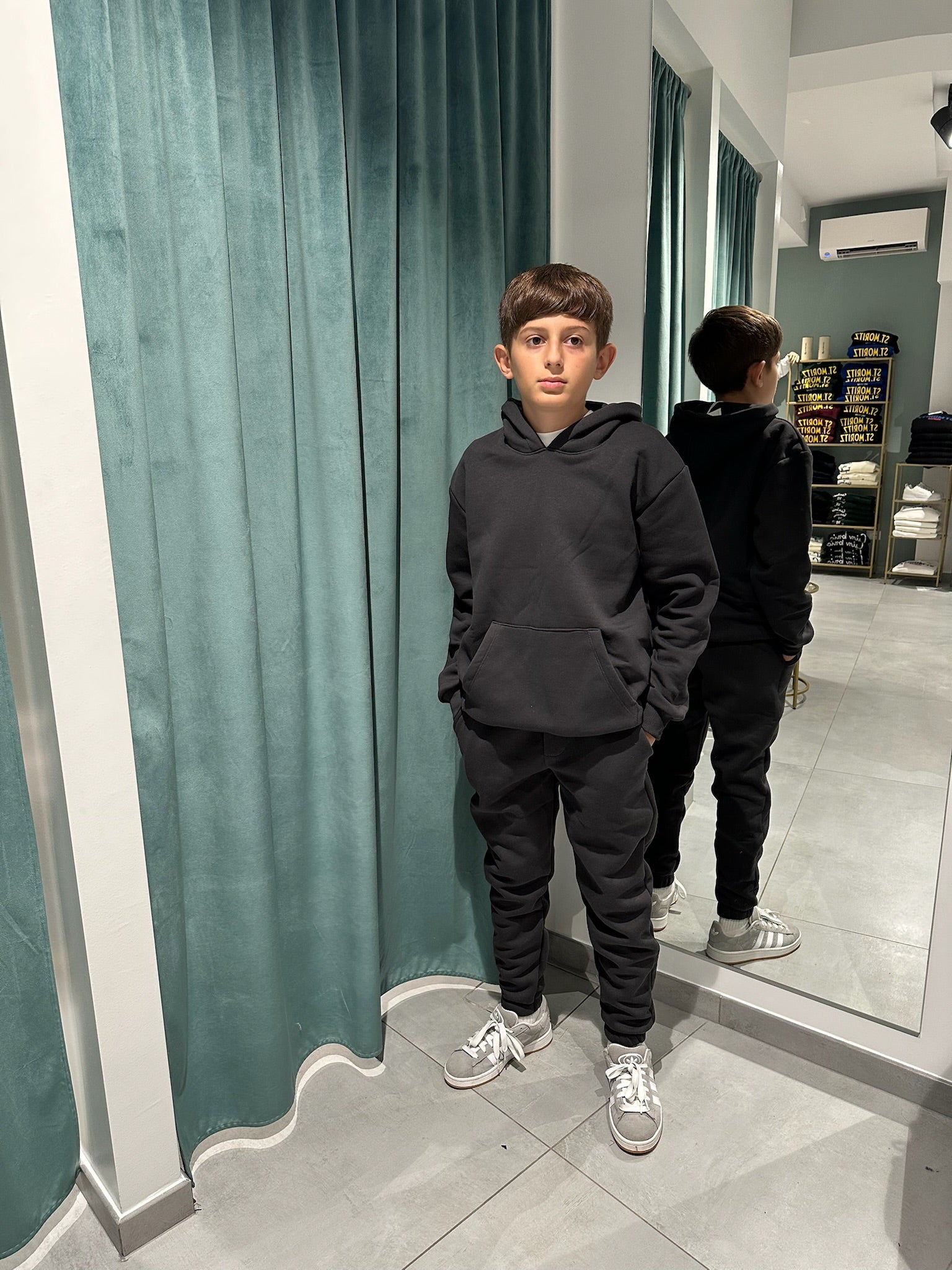 tuta elastico fondo 10-16 anni