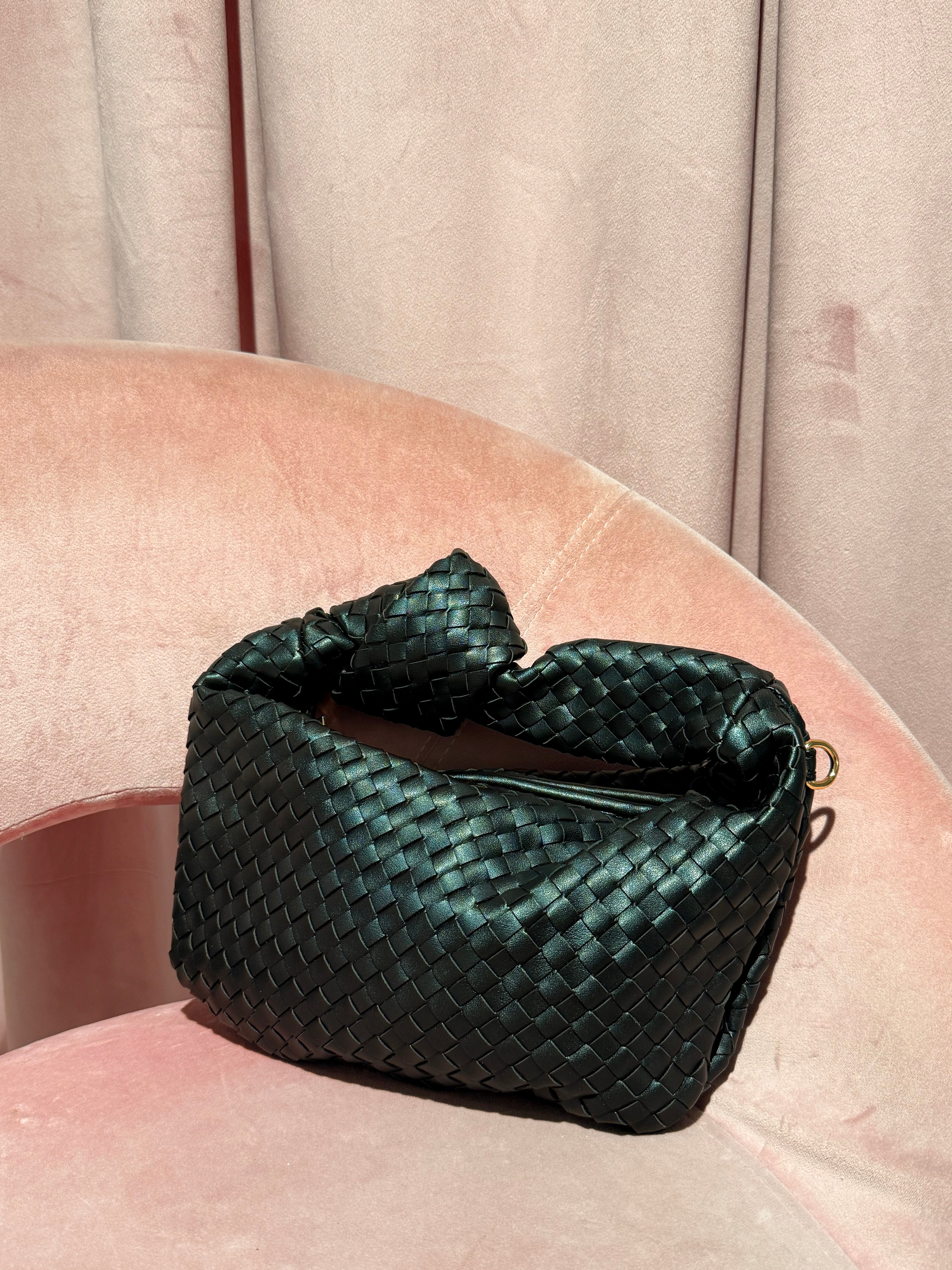 borsa intreccio virale