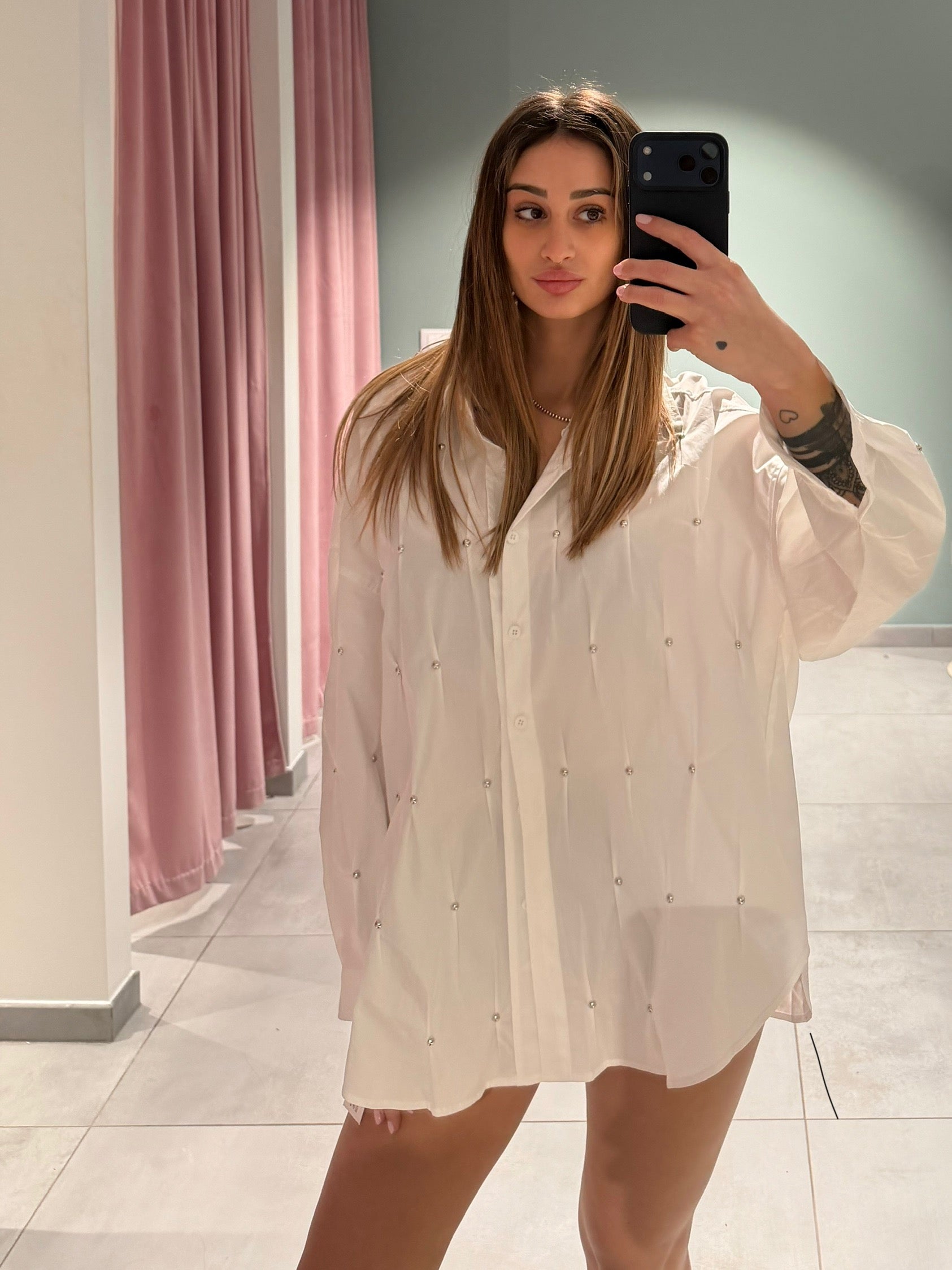 camicia over borchiata