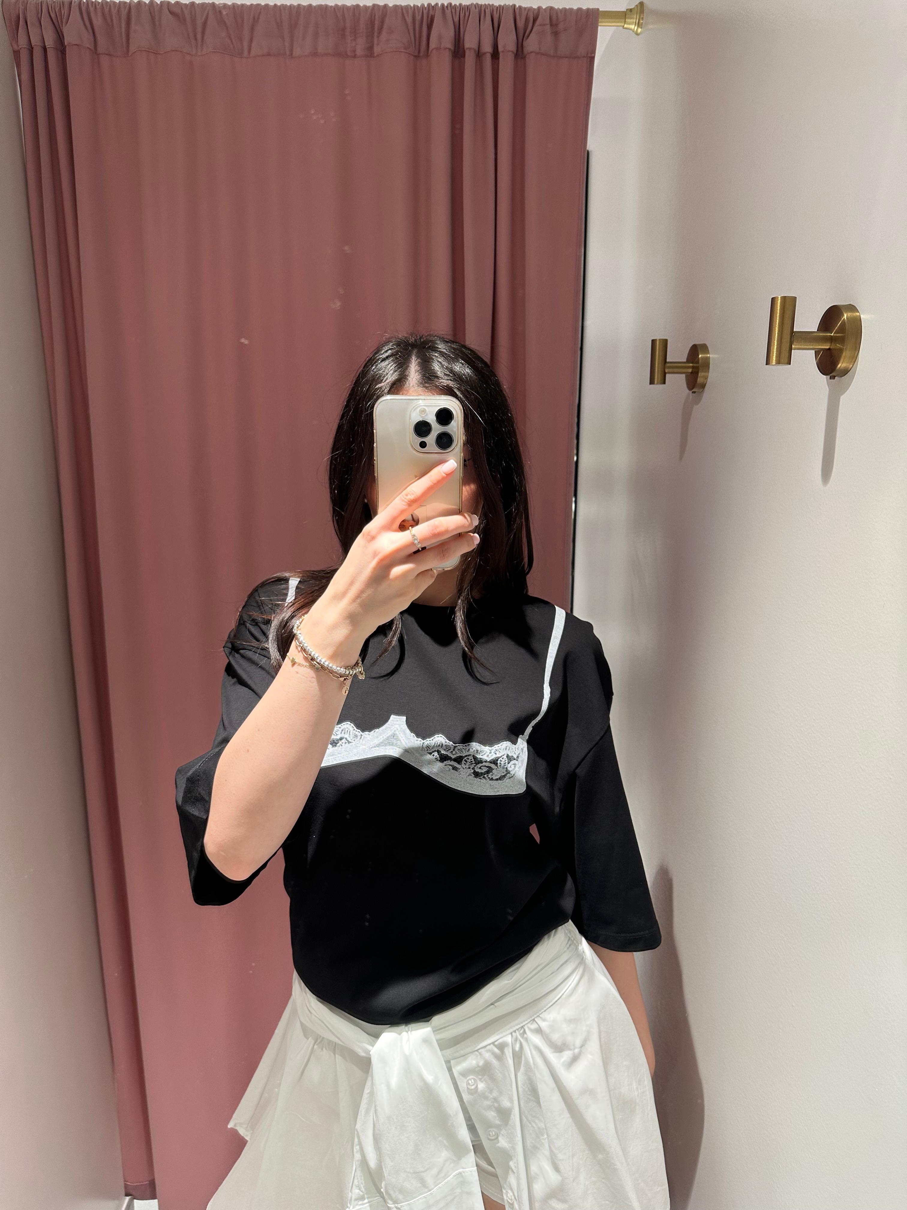 t-shirt reggiseno