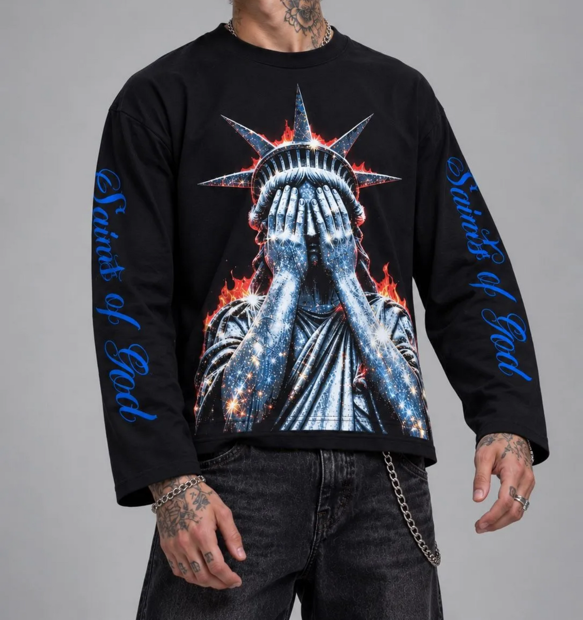 longsleeve statua