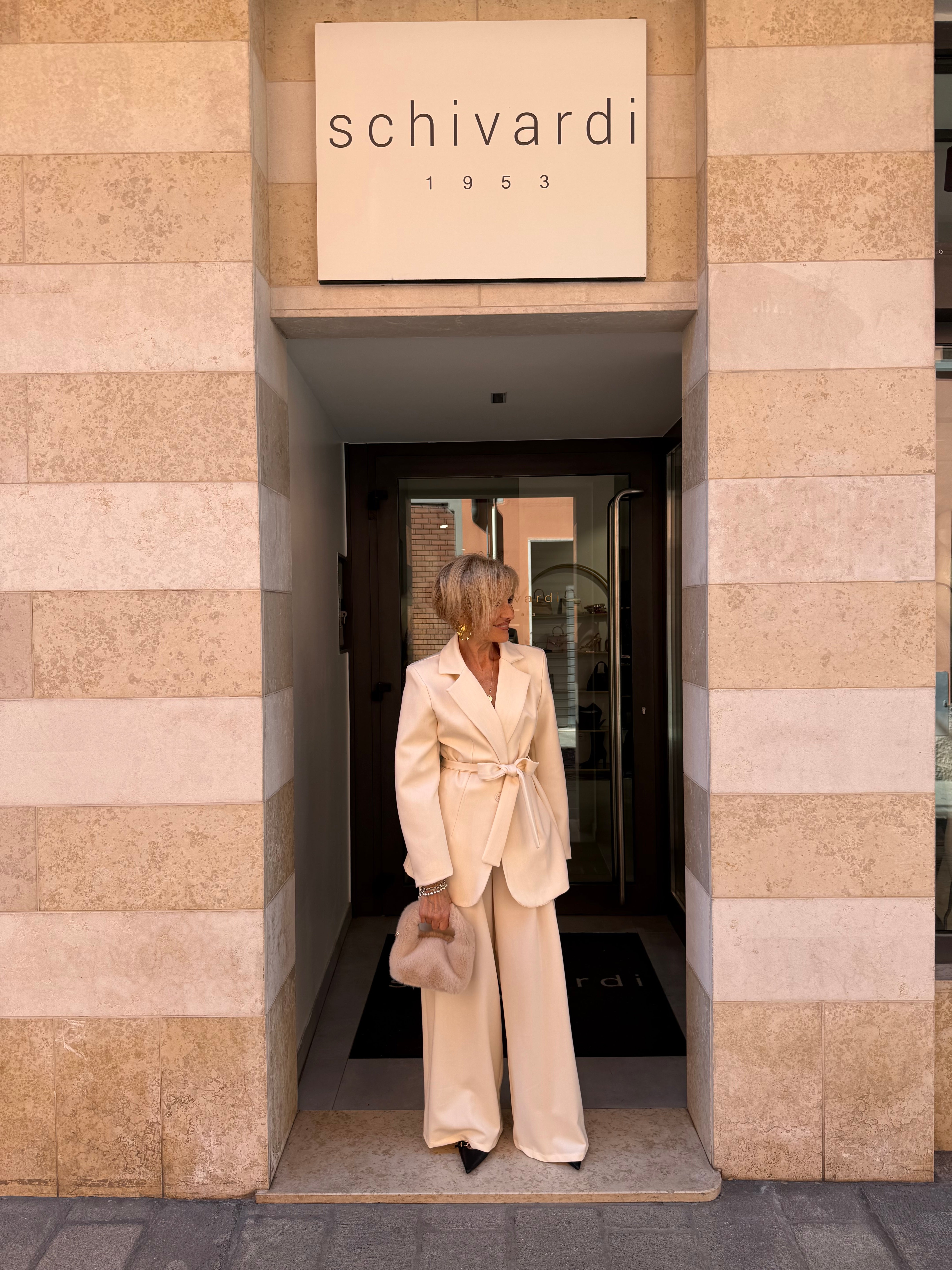 tailleur cream