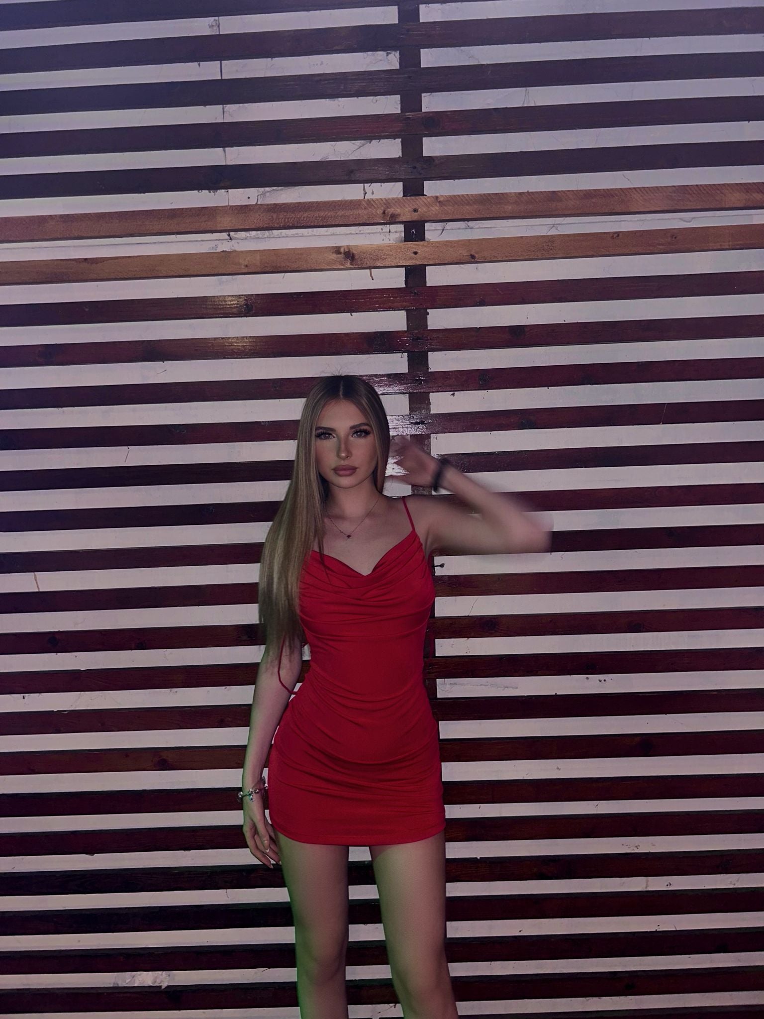 abito lacci schiena