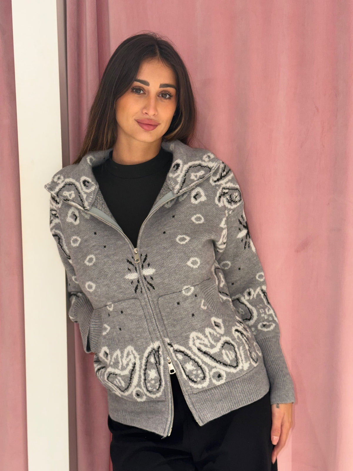 cardigan bandana tasche