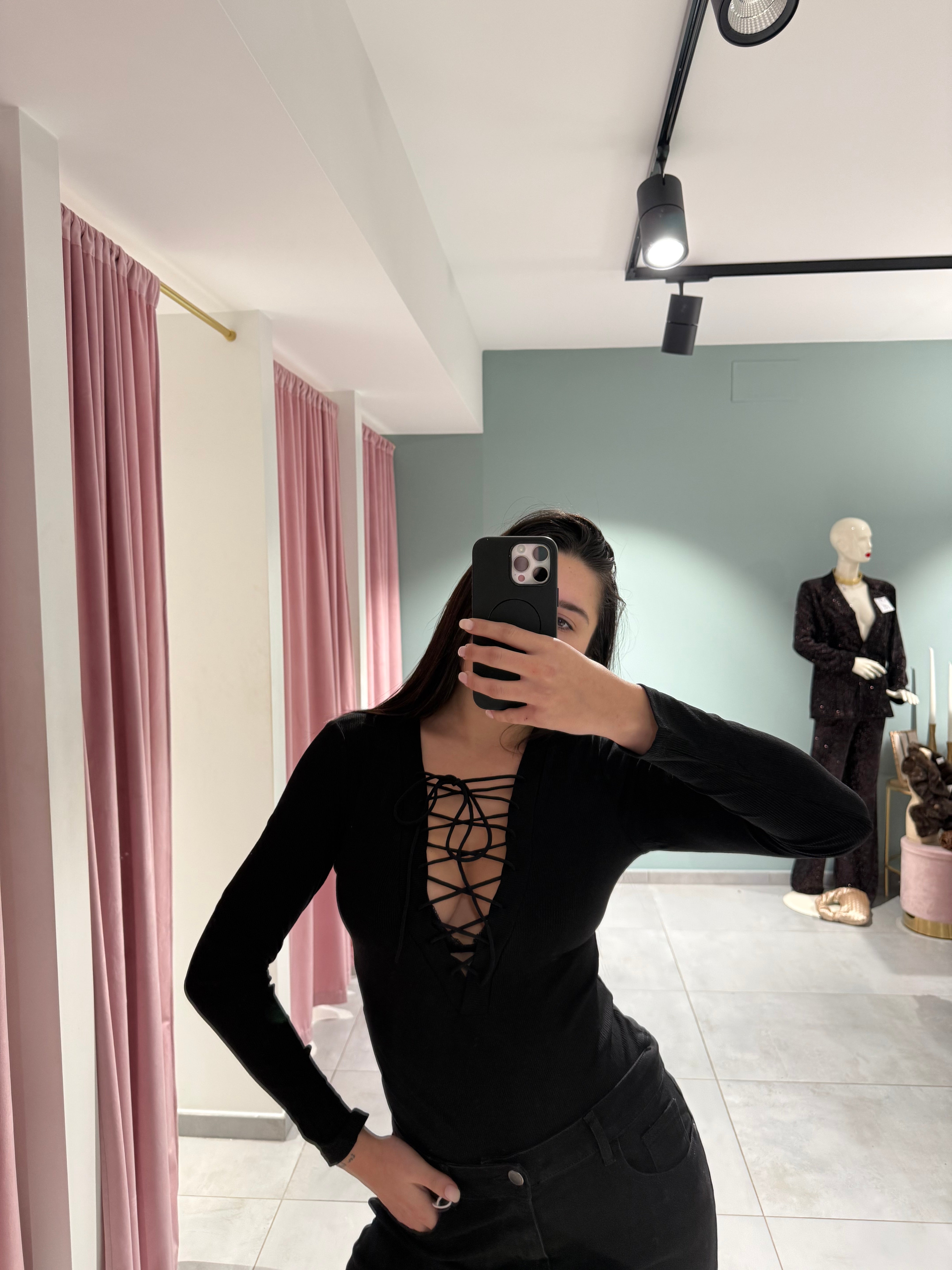 body lacci