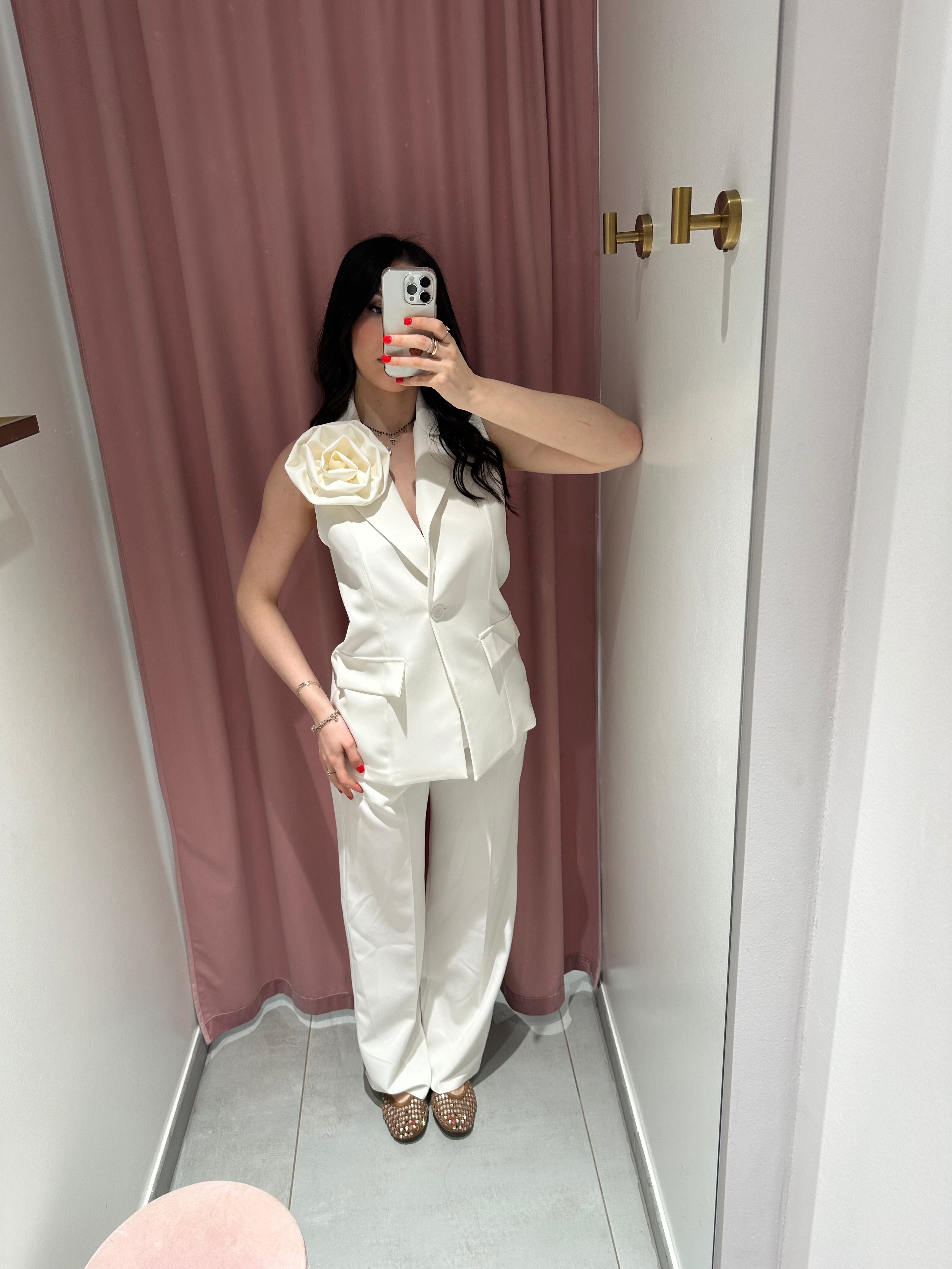 tailleur gilet spilla rosa