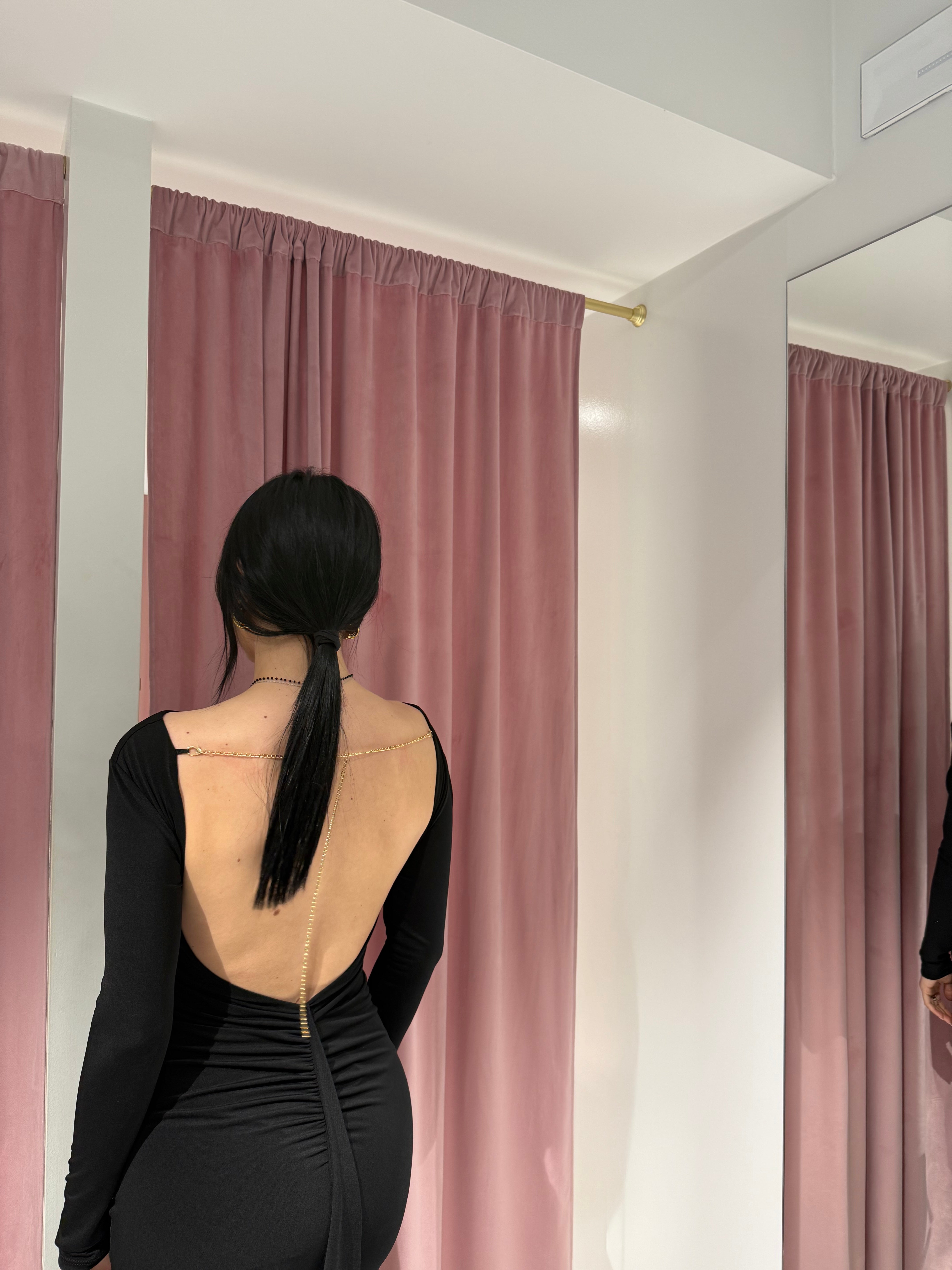 abito dettaglio oro schiena