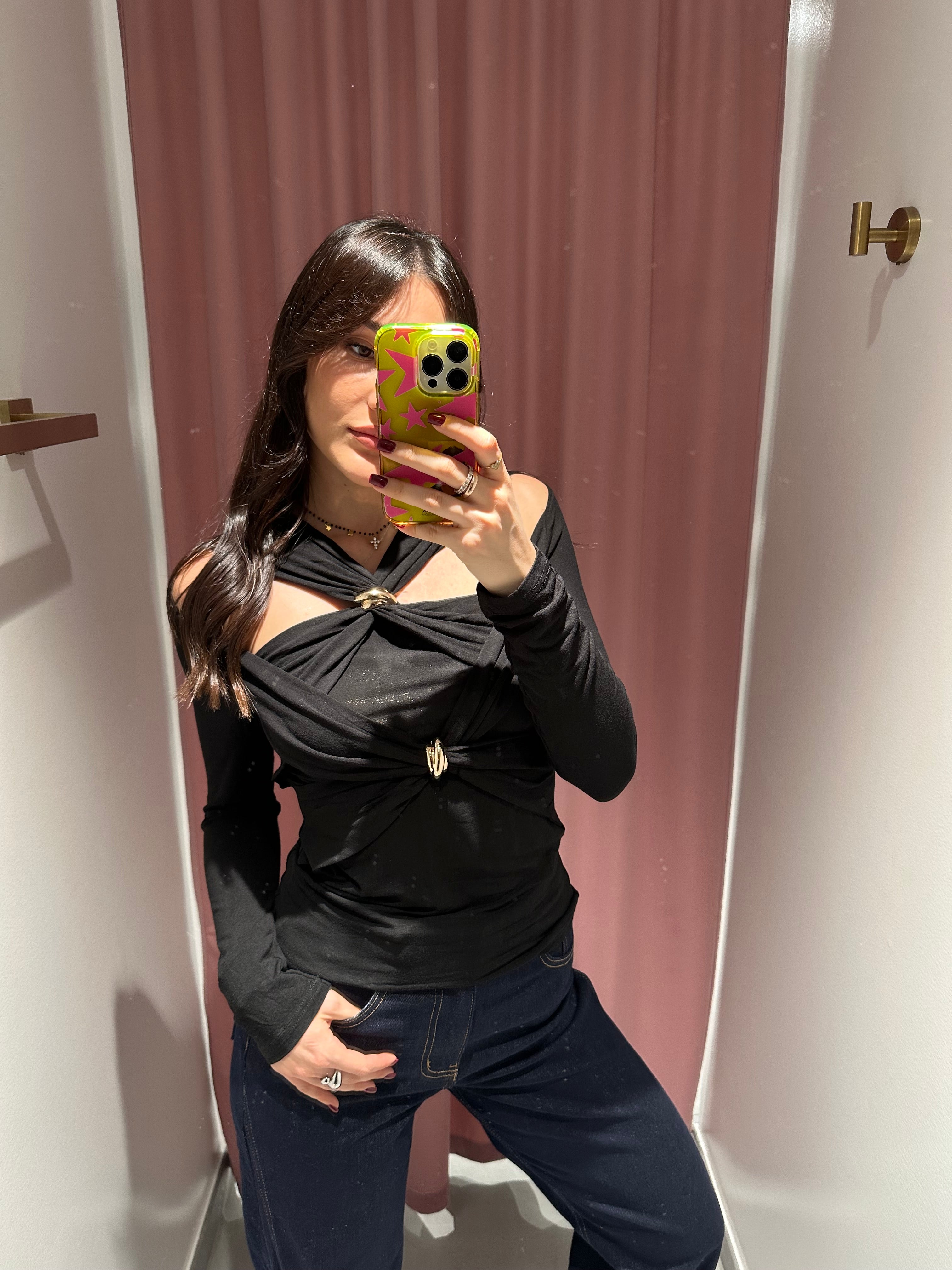 maglia dettagli oro