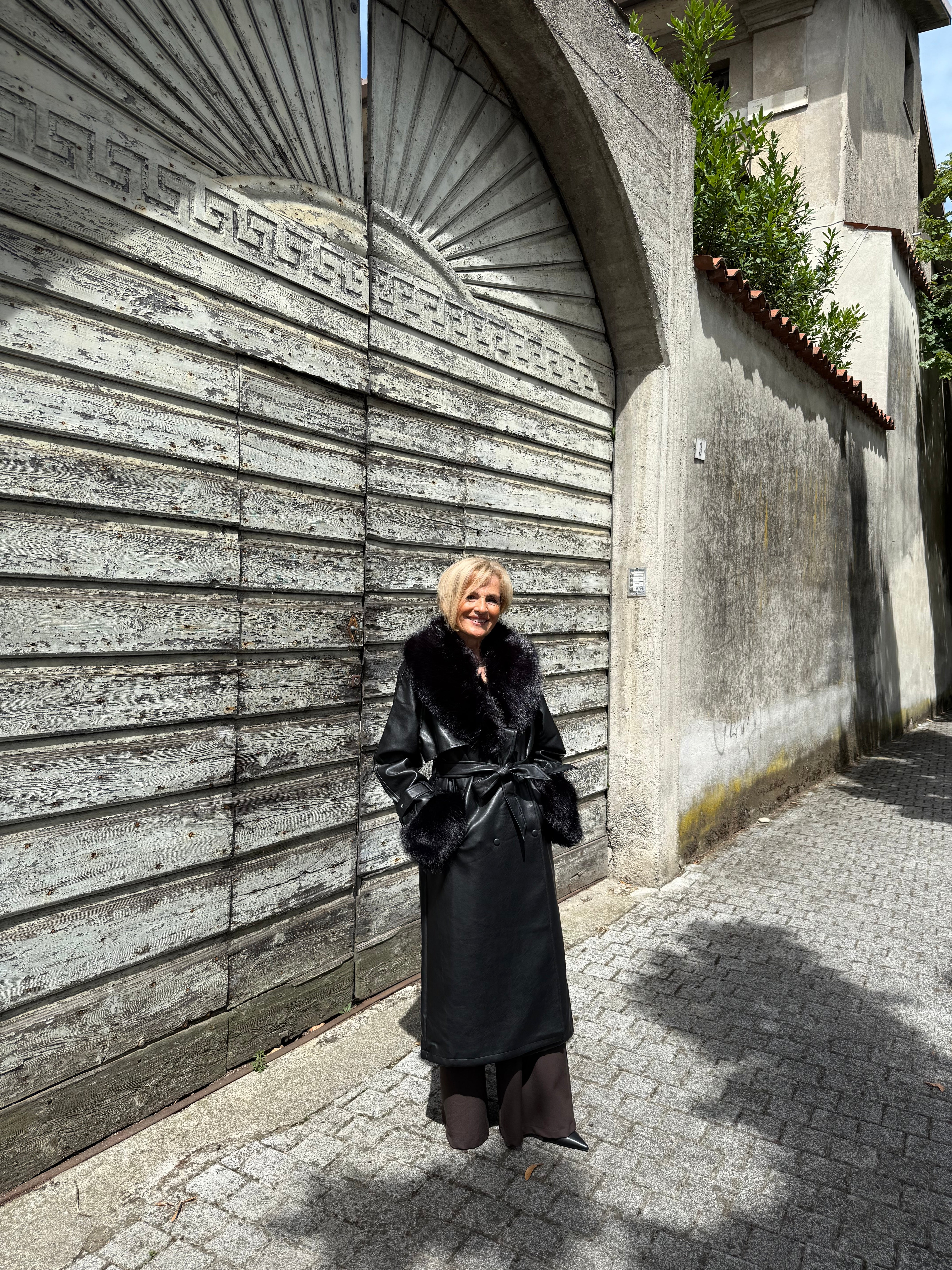cappotto angy con ecopelliccia all'interno