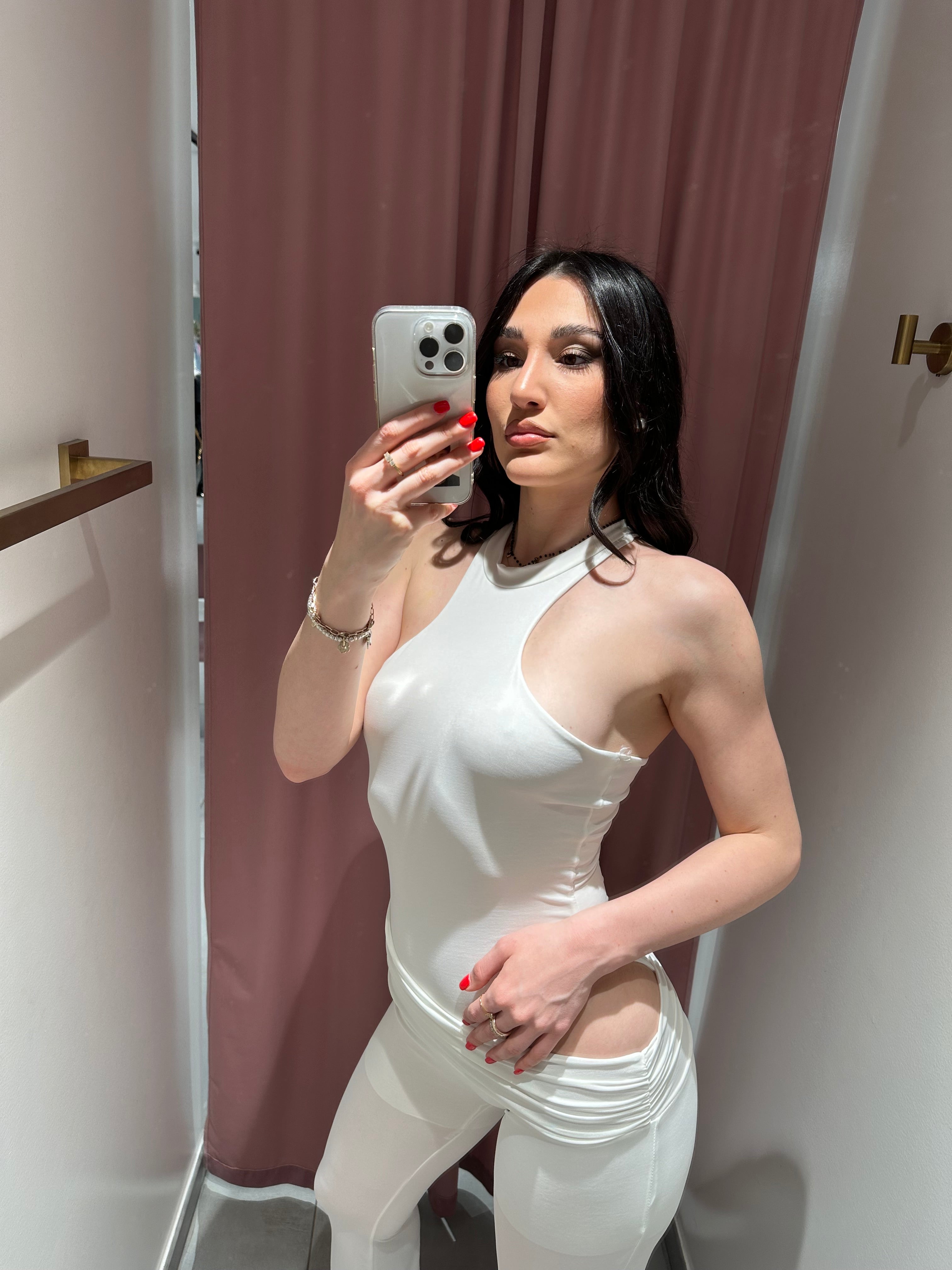 tuta laura