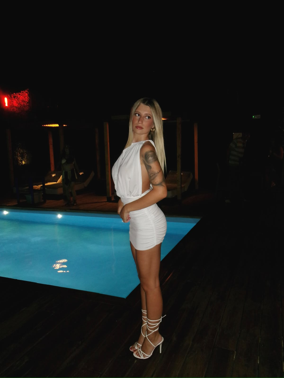 abito friday night