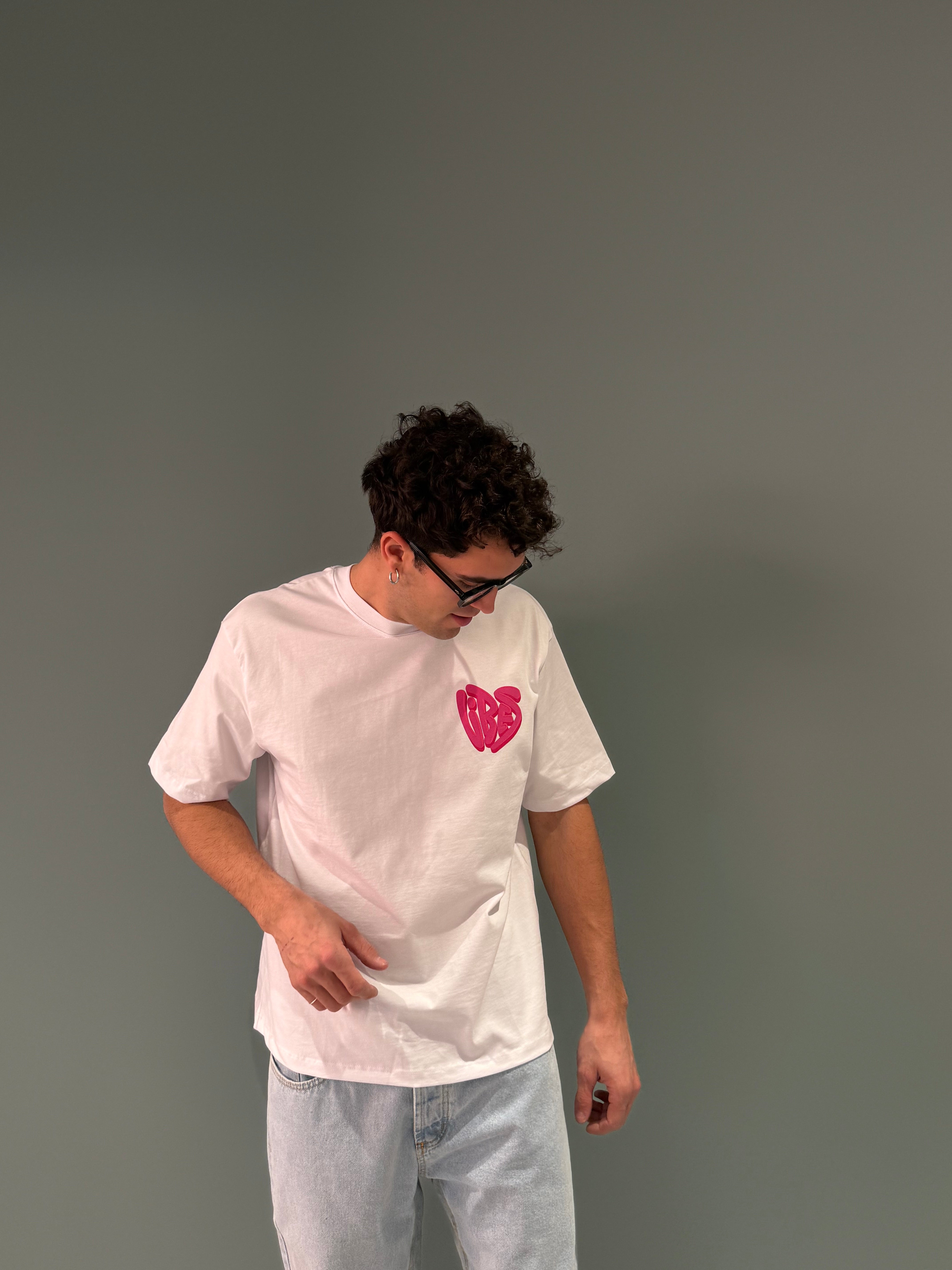 t-shirt vibes