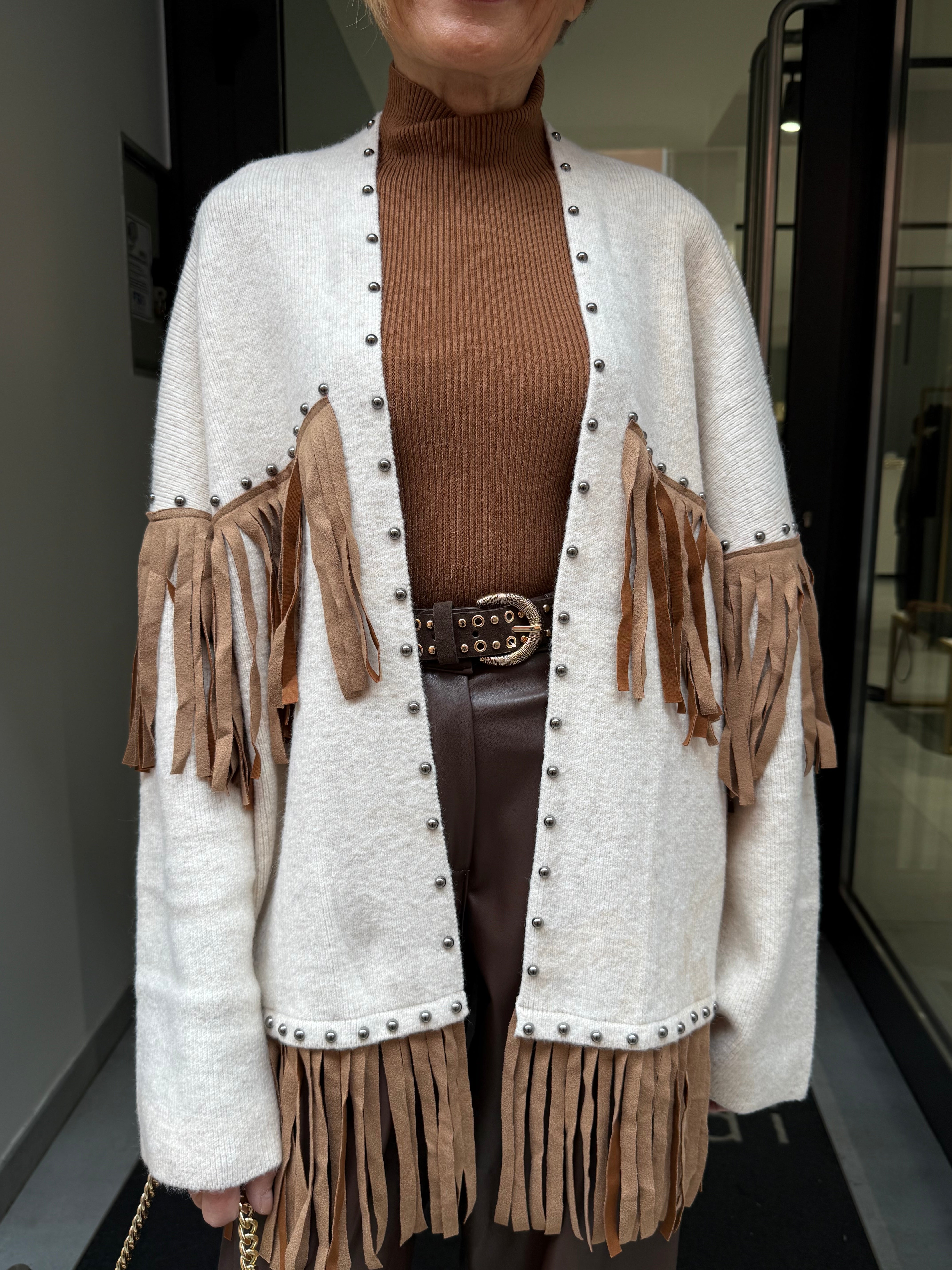 cardigan frangia e borchie