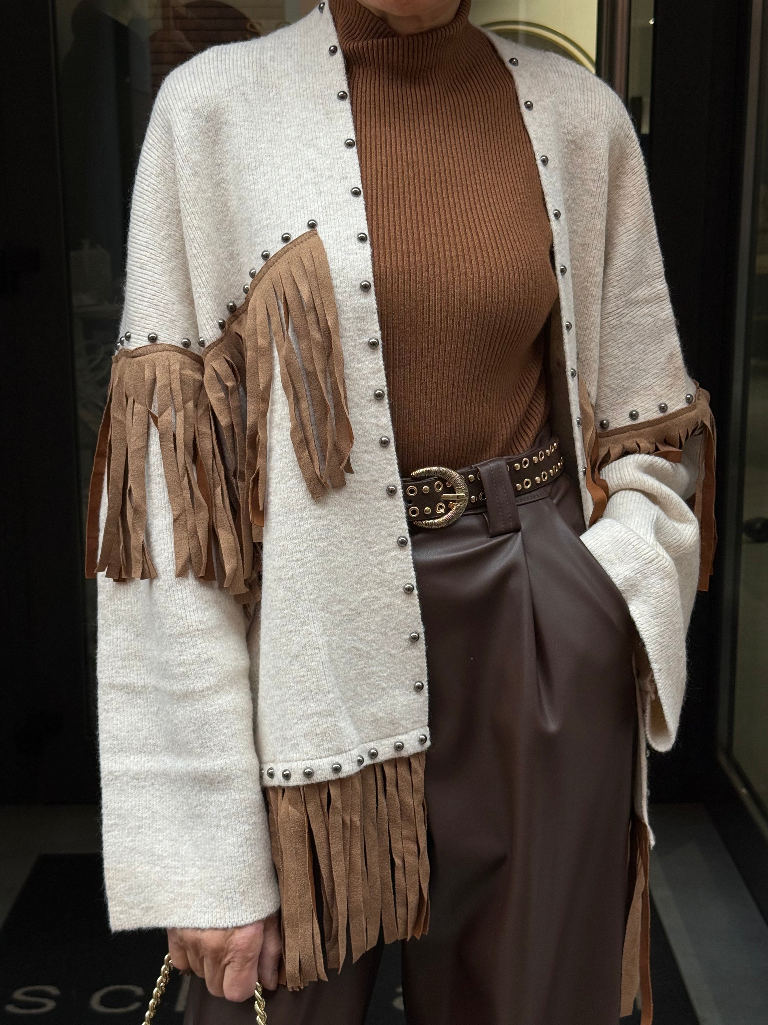 cardigan frangia e borchie
